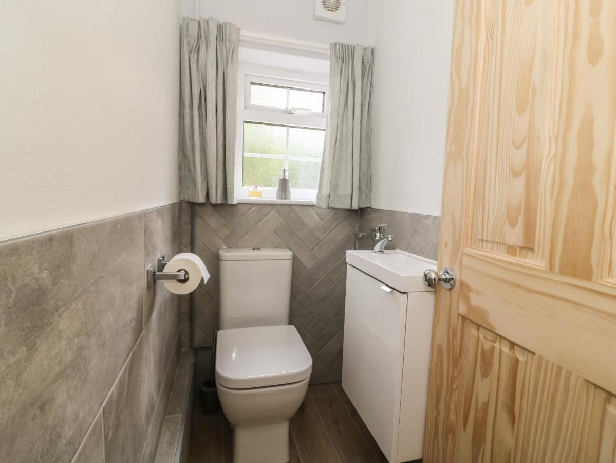 2 Crosslands Villa Йорк Екстериор снимка